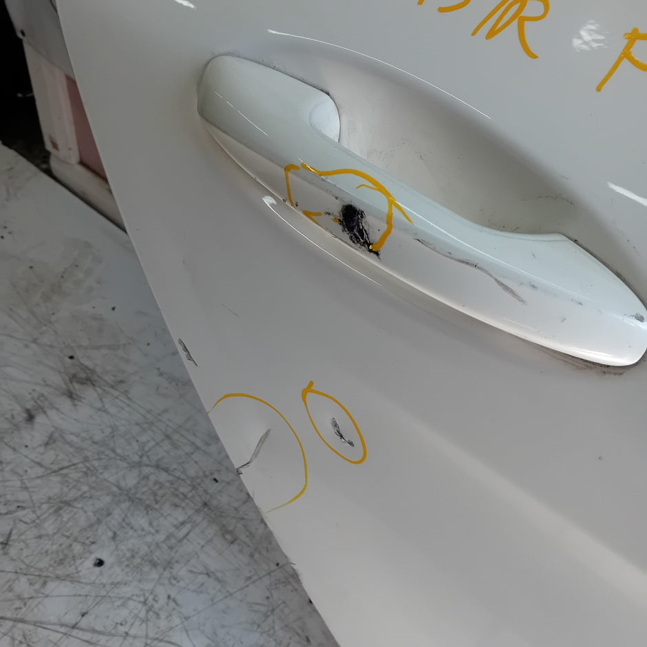 MERCEDES C-CLASS W205 COUP DRIVER REAR DOOR O/S/R WHITE 2014 ON COMPLETE FMD170