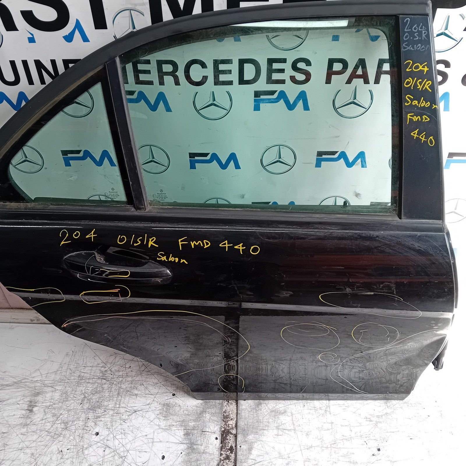 MERCEDES C-CLASS W204 SLN DRIVER REAR DOOR OSR BLACK 2009-2014 COMPLETE FMD440