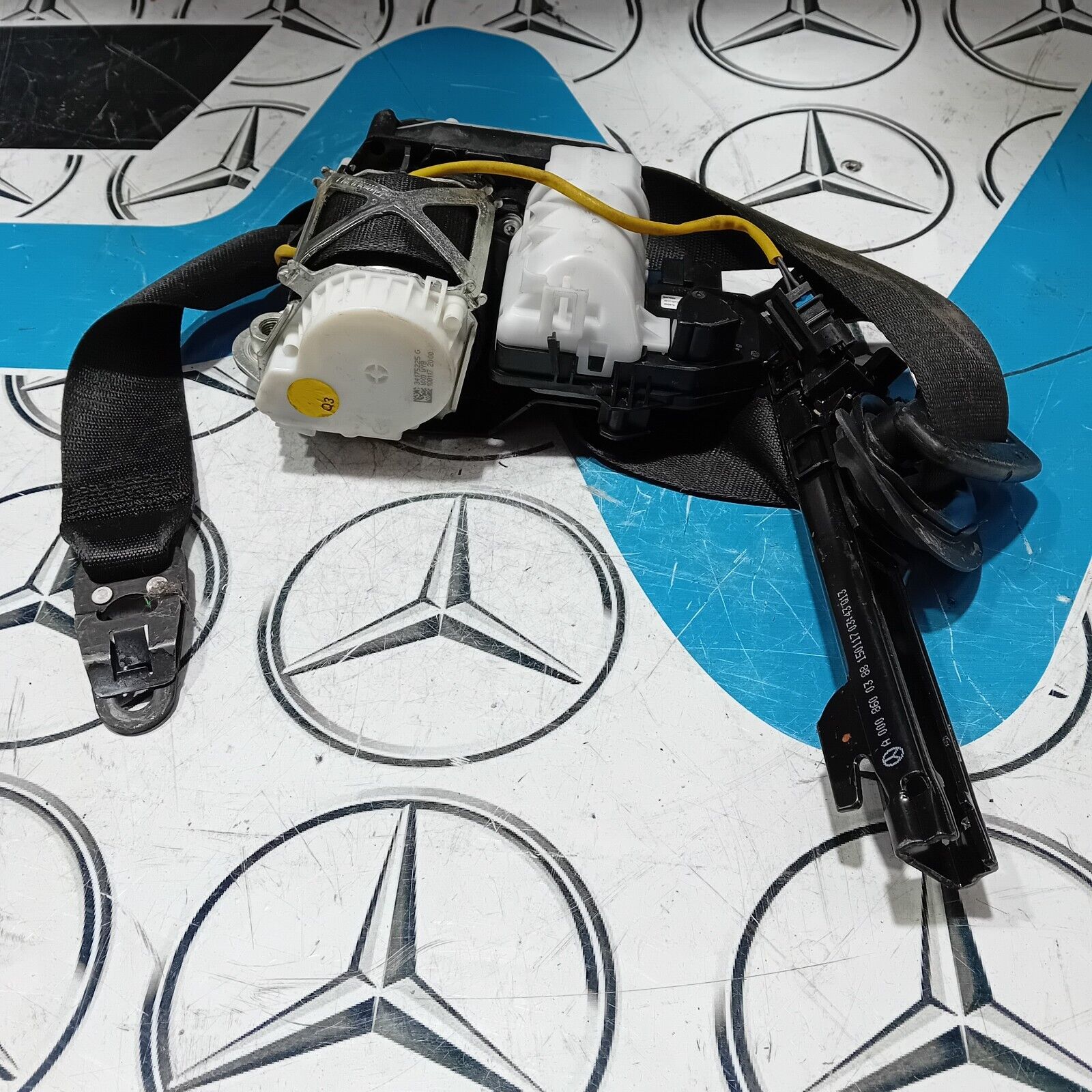 2016/2021 MERCEDES BENZ E-CLASS W213 FRONT LEFT SEAT BELT BLACK A2138605500