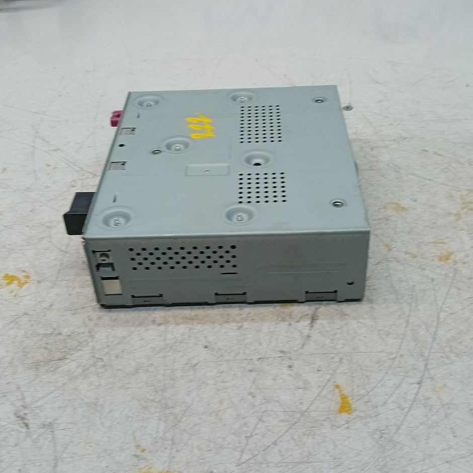 MERCEDES BENZ S-CLASS W222  2014-2021  RADIO TUNER BOX  A2229008911 FM001282