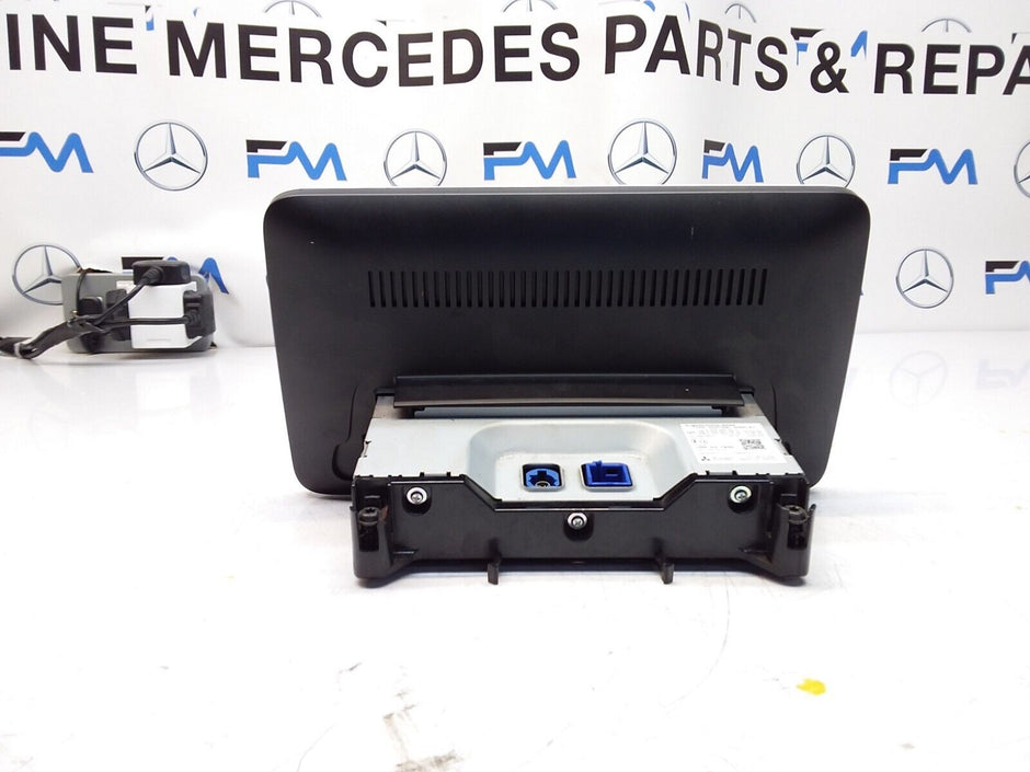 MERCEDES C-CLASS W205 2014-2018 SAT NAV MULTIMEDIA SCREEN A2059002211 FM00694