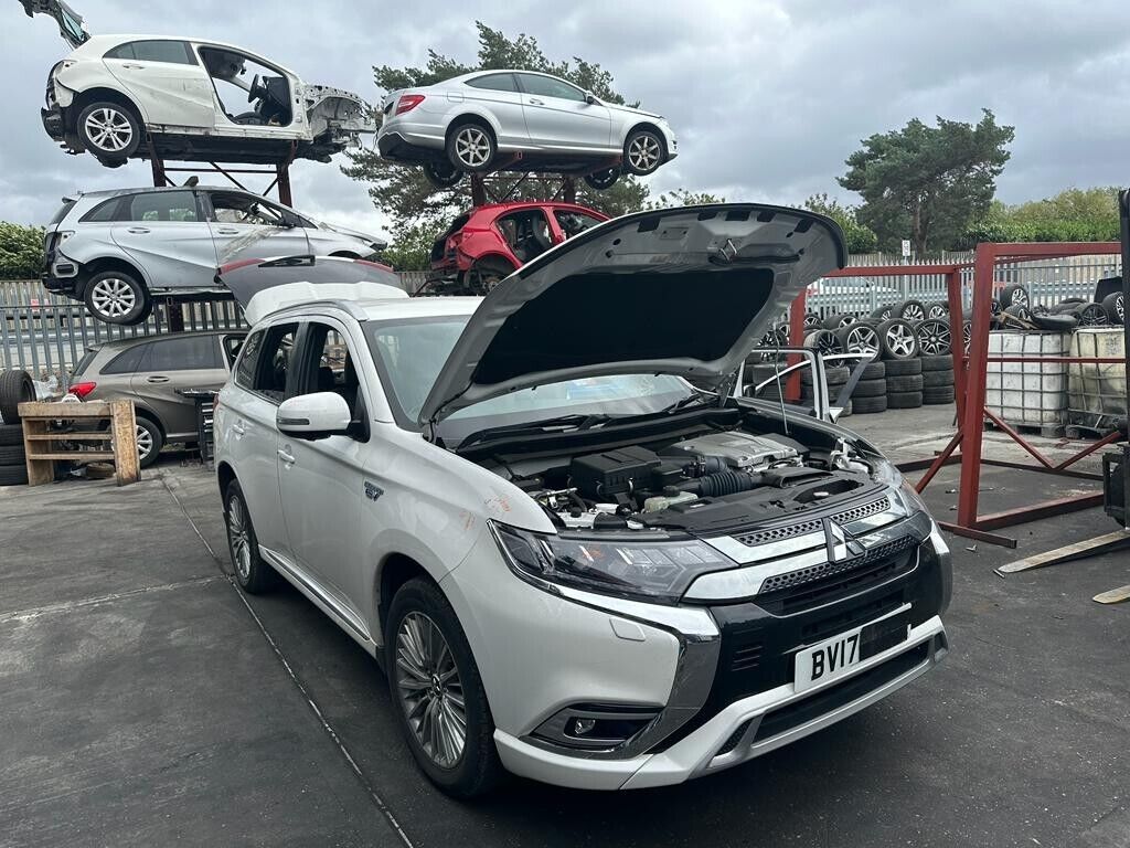 MITSUBISHI OUTLANDER 2017 - BREAKING / AIR BAGS ( STEERING WHEEL, KNEE, ROOF )