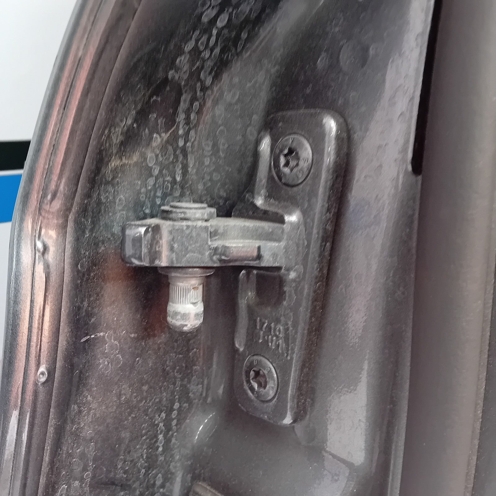 MERCEDES BENZ C CLASS SALOON W205 DRIVER SIDE REAR DOOR ( OFFSIDE REAR ) FMD16