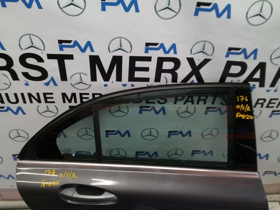 MERCEDES BENZ A CLASS W176 DRIVER SIDE REAR DOOR ( OFF SIDE REAR ) FMD20