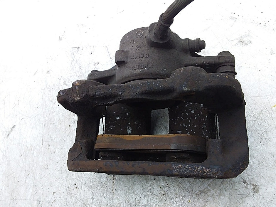 MERCEDES BENZ  C-CLASS W204 WHEEL BRAKE CALIPER  LEFT PASSENGER SIDE FMR366
