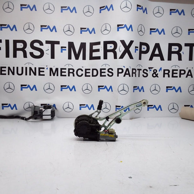 Mercedes C-CLASS W205 TAILGATE LIFT SOFT CLOSE 0390204 124 FM00602