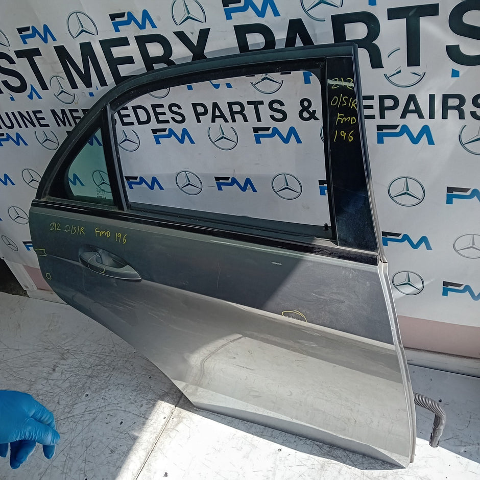 MERCEDES BENZ  E-CLASS W212 DRIVER REAR DOOR OSR GREY 2009-16 COMPLETE FMD196