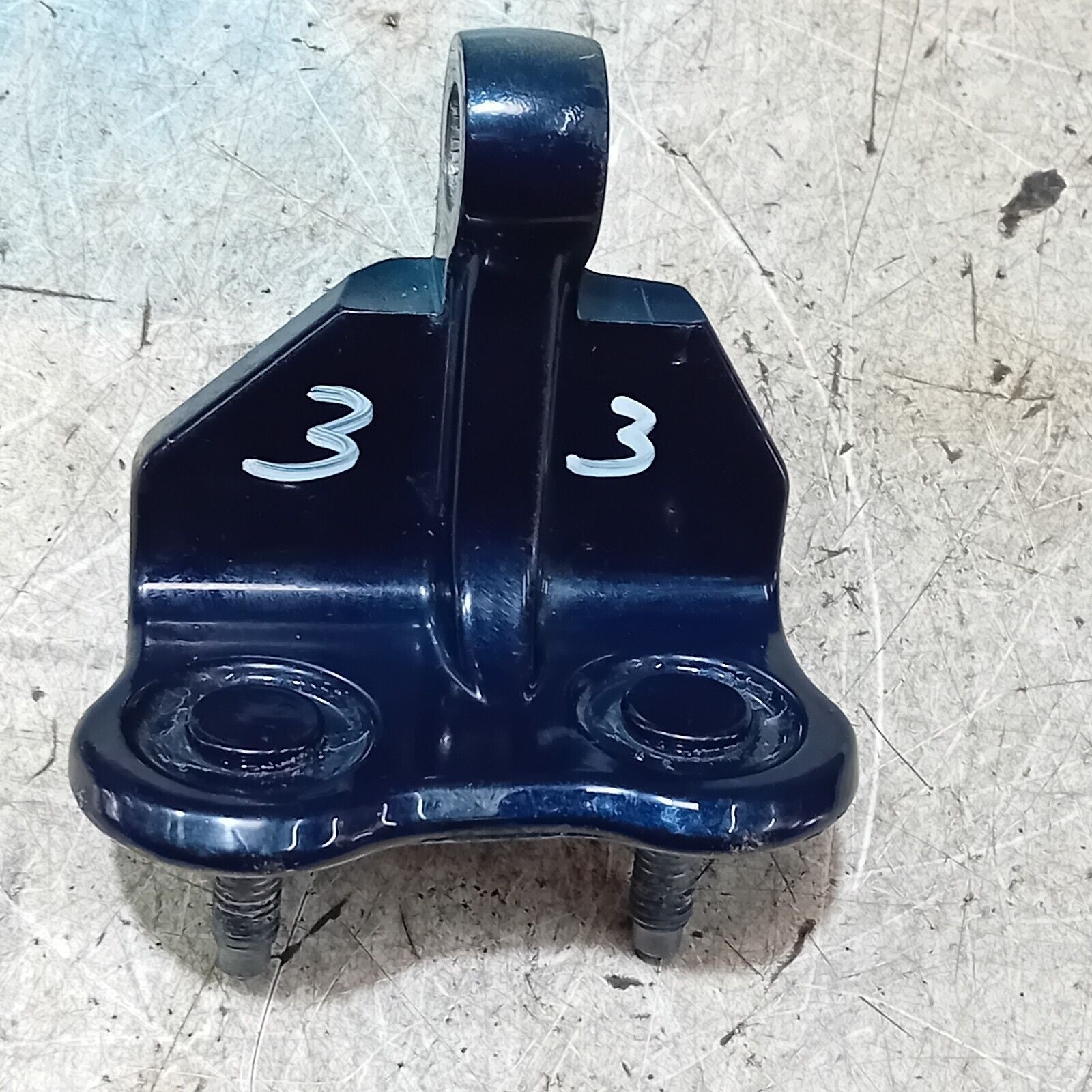DOOR HINGE MERCEDES W176 REAR RIGHT O/S TOP UPPER BLUE A046572