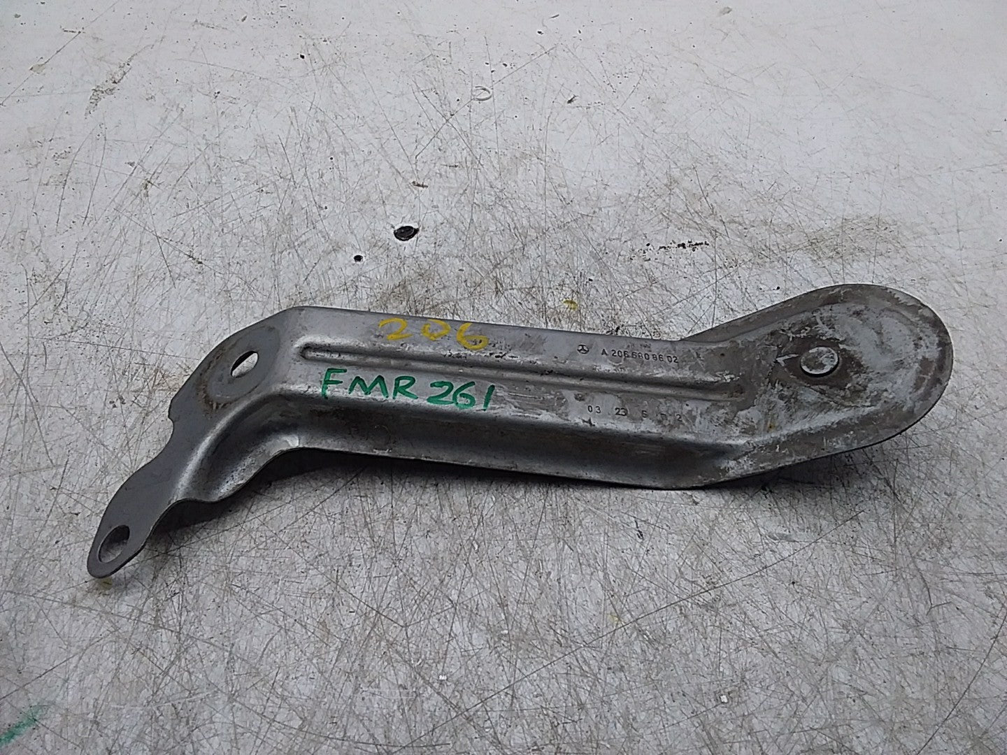 MERCEDES C-CLASS W206 REAR RIGHT BUMPER BRACKET A2066808602 FMR261