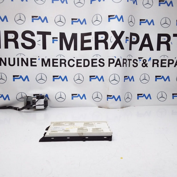 Mercedes GLA W156 SAM Signal Control Module Unit A1569005303 FM00347