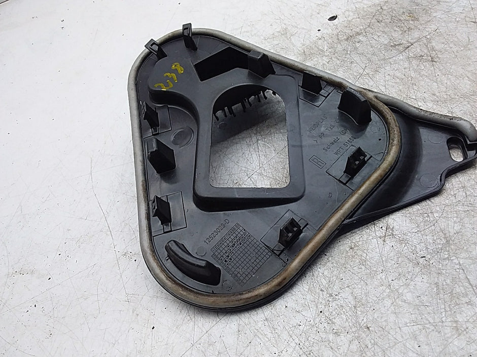 MERCEDES E-CLASS W238 INNER DOOR PANEL COVER FRONT RIGHT A2387205802 FMR206