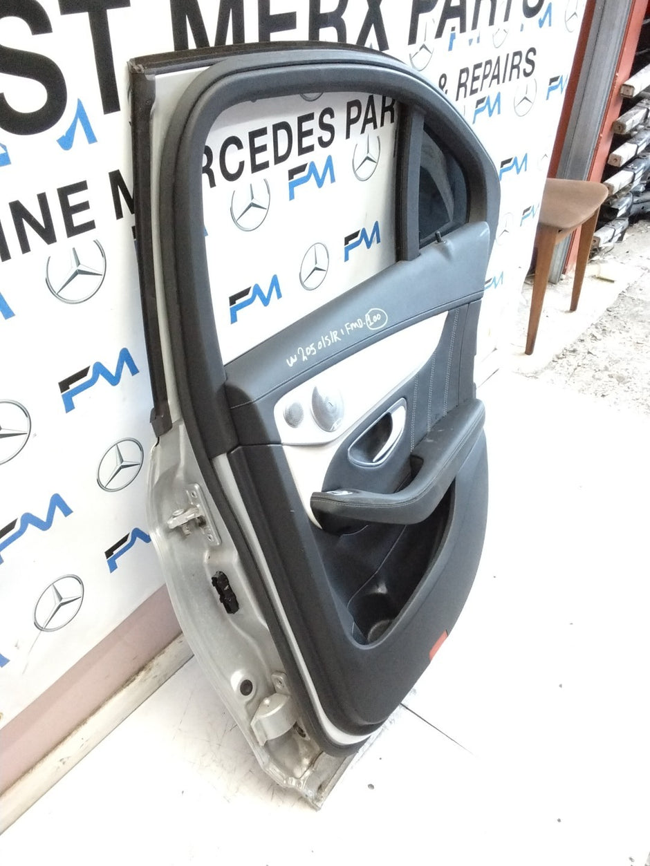 MERCEDES BENZ  C-CLASS W205 DRIVER SIDE REAR DOOR O/S/R COMPLETE SILVER FMD100
