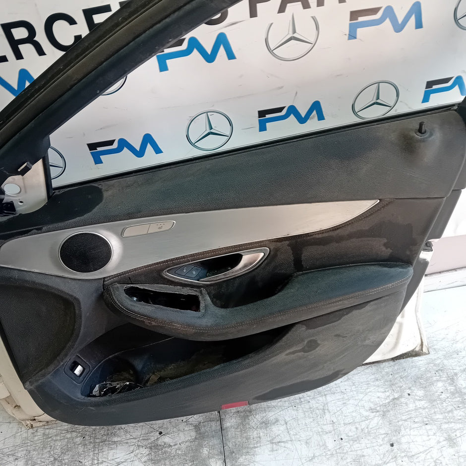 MERCEDES C-CLASS W205 DRIVER FRONT DOOR OSF 2014 WHITE COMPLETE  FMD510
