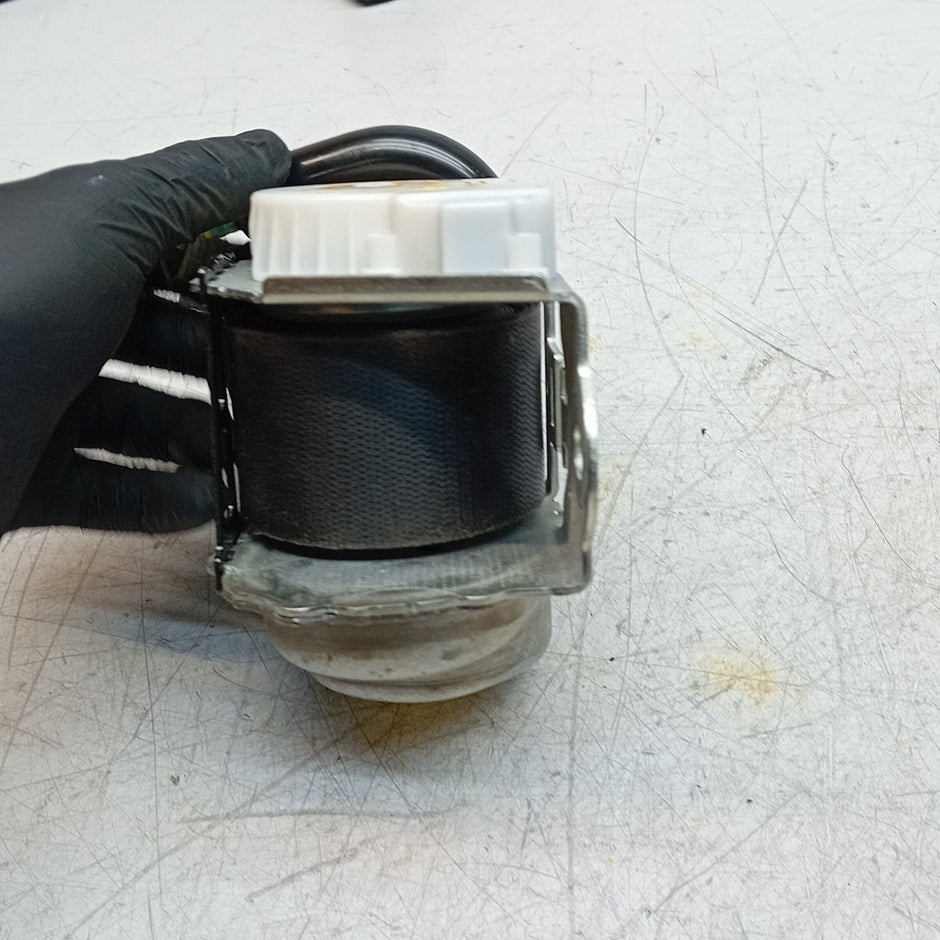 MERCEDES C-CLASS W205 SEAT BELT REAR RIGHT DRIVER SIDE OSR A2058600685 FMS474