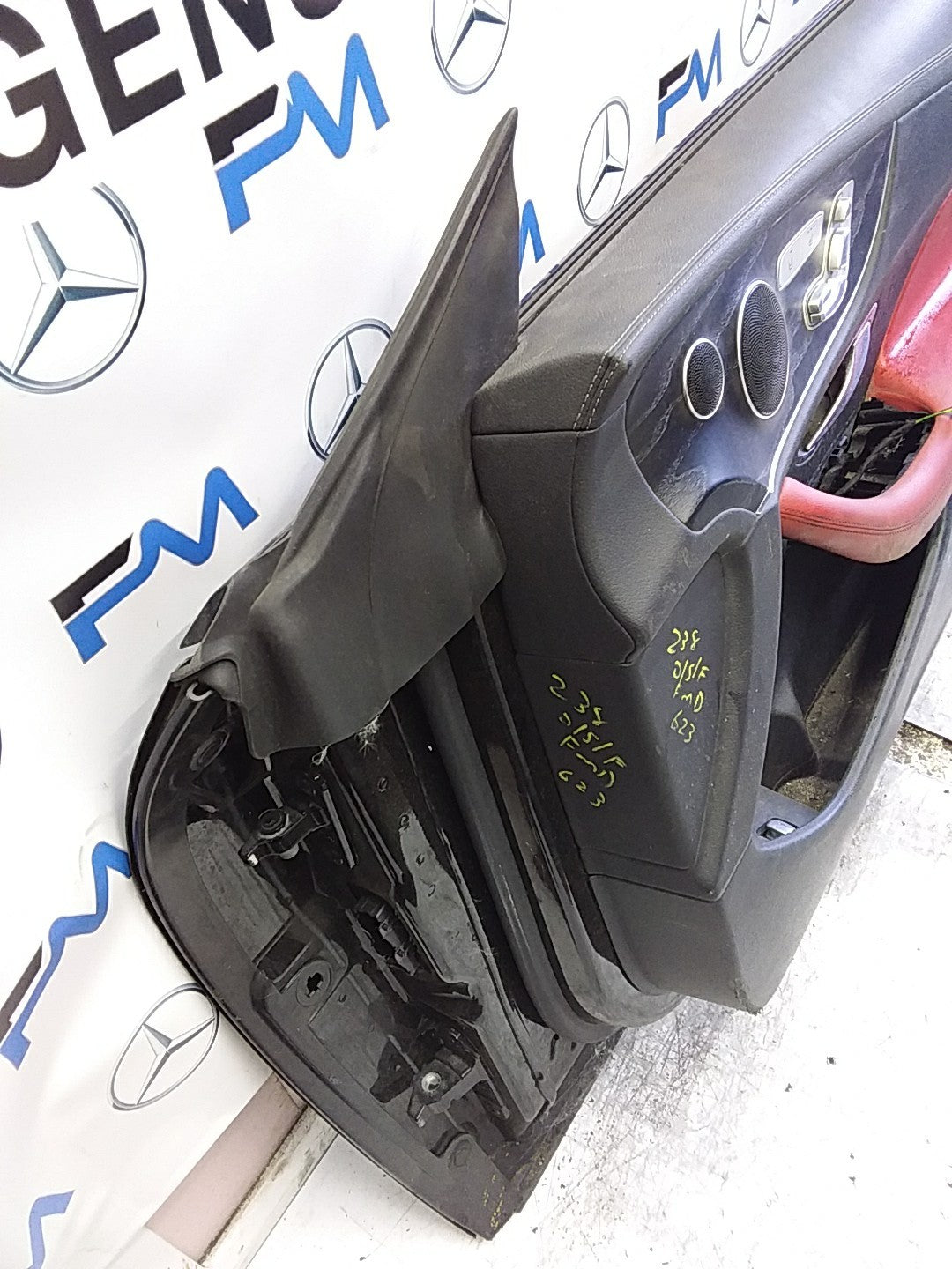 MERCEDES E-CLASS C238  COUPE DRIVER FRONT DOOR OSF BLACK 2016 ONWARDS FMD623