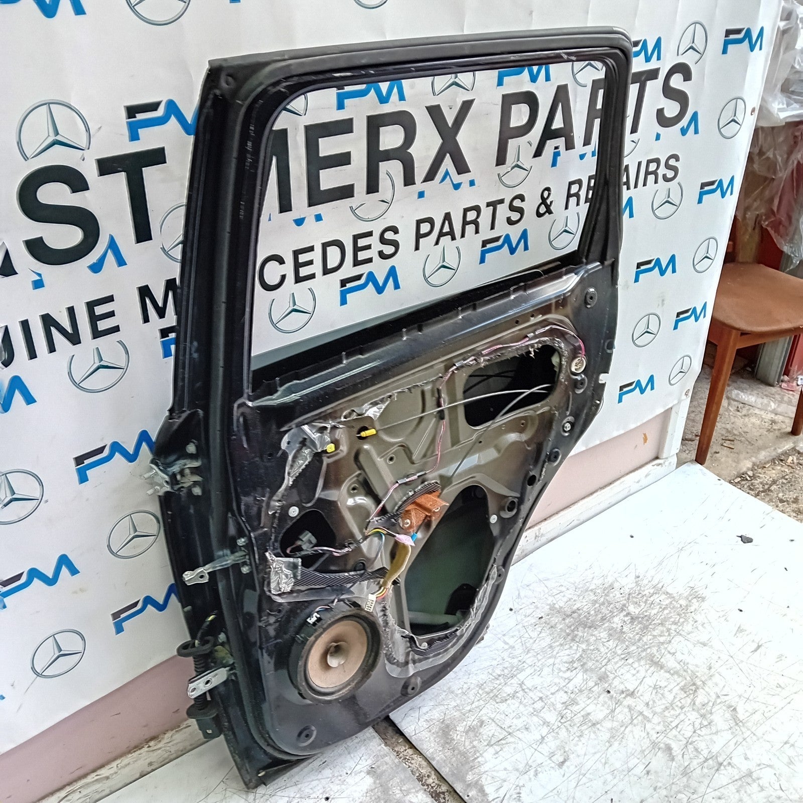 MITSUBISHI OUTLANDER MK3 DRIVER SIDE REAR DOOR OSR 2013 BLACK FMD419