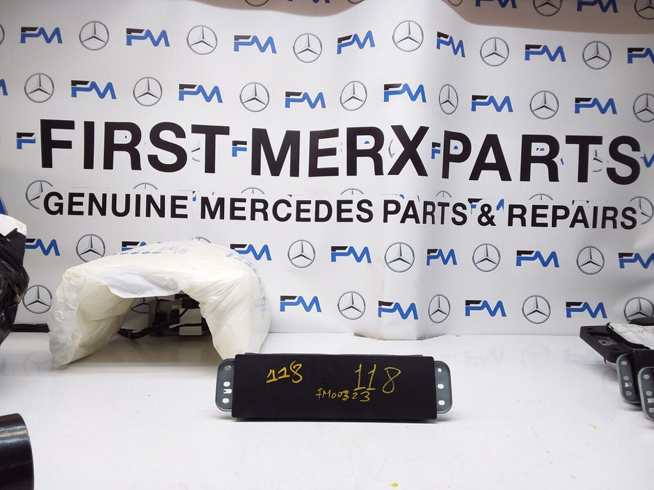 2018 MERCEDES BENZ A-CLASS W118 DRIVER SIDE KNEE AIRBAG A1778600102 FM00323