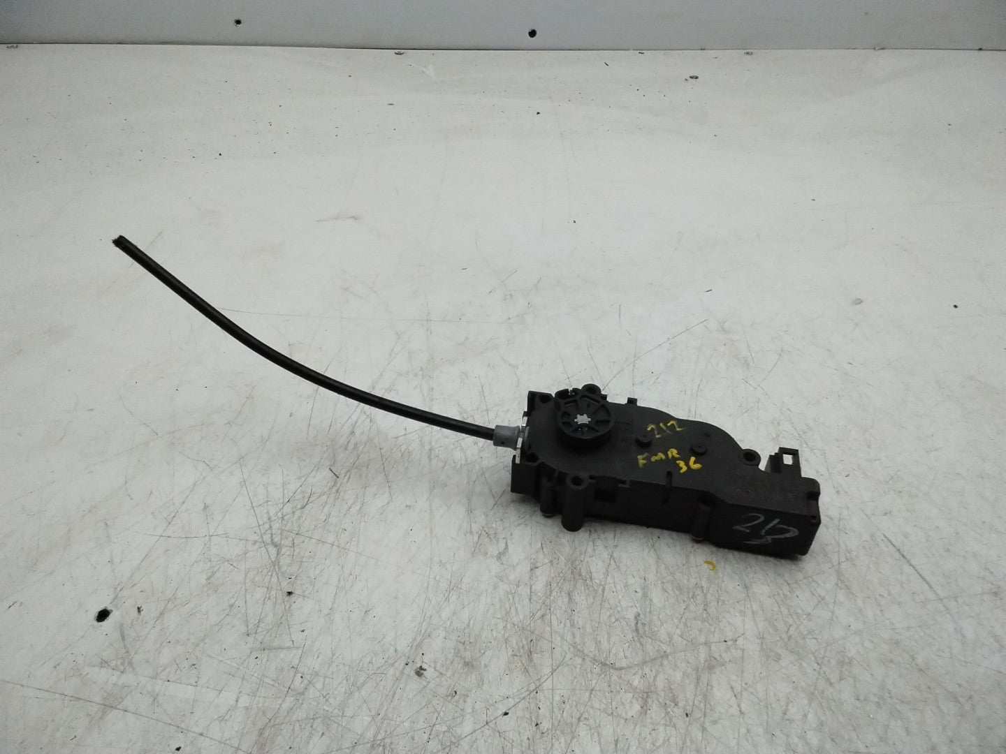 MERCEDES MERCEDES E-CLASS W212 REAR TAILGATE LOCK ACTUATOR A2047500060 FMR36