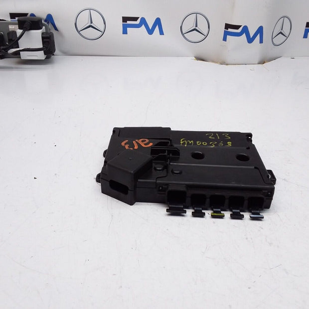 Mercedes E-Class W213 Front Inboard Fuxebox Module Unit A2135406200 FM00363