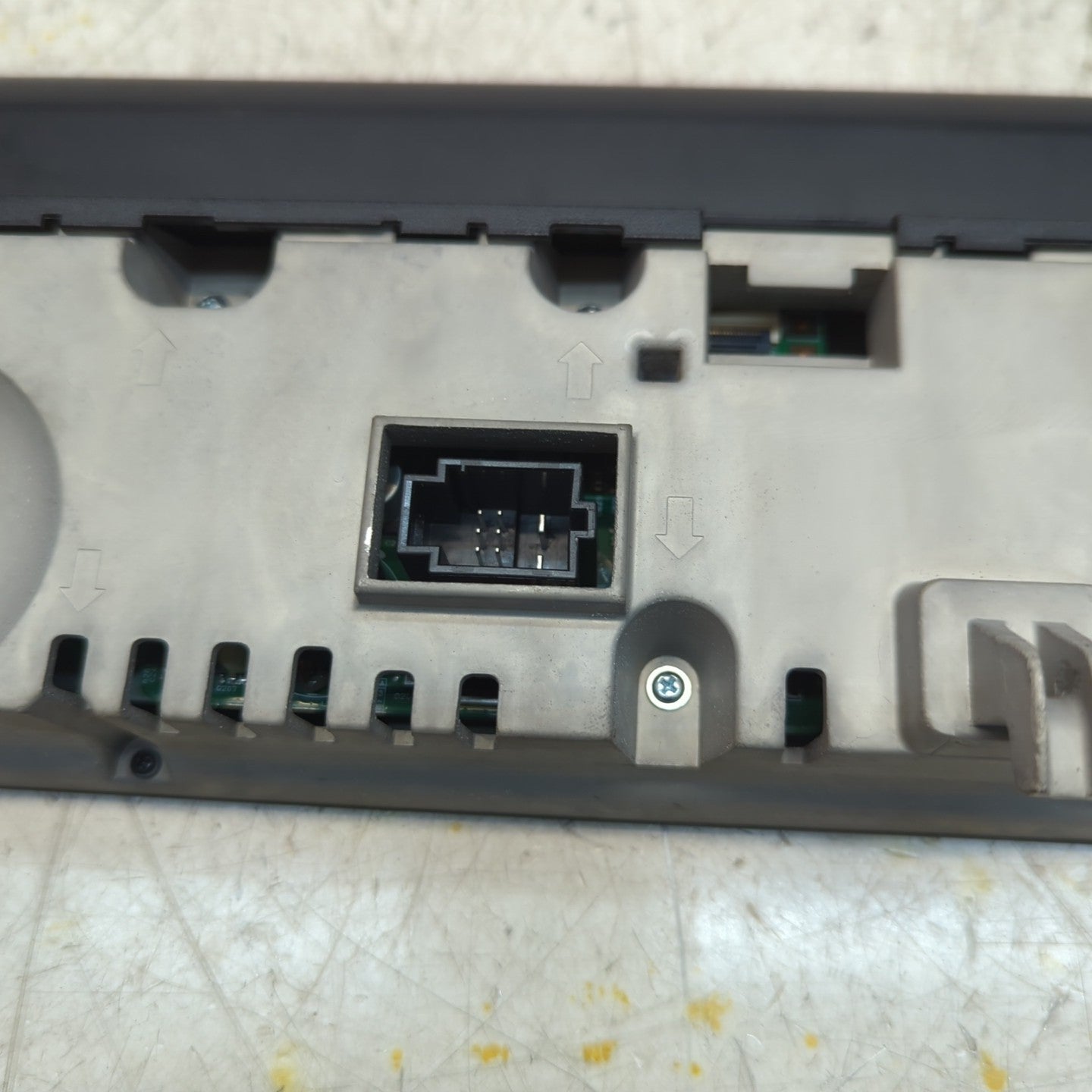 MERCEDES BENZ B-CLASS W247  DISPLAY SCREEN A2479008311 2019 ON FM001359