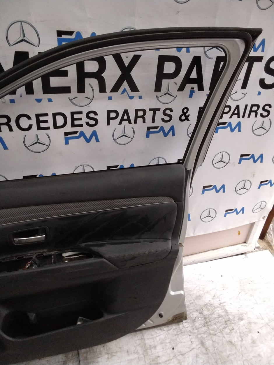 MITSUBISHI OUTLANDER MK3 DRIVER FRONT DOOR OSF SILVER COMPLETE 2013 FMD305