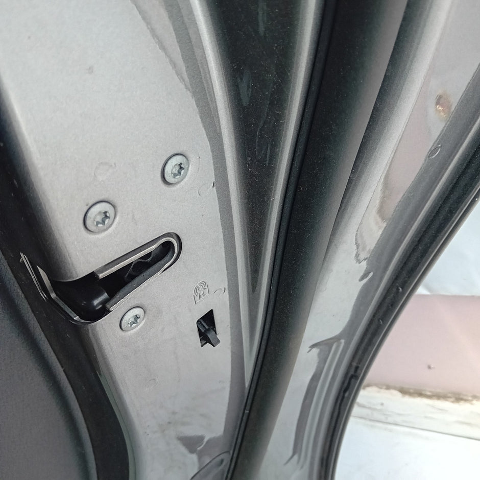 MERCEDES BENZ CLA C118 DRIVER REAR DOOR OSR GREY 2019 ON COMPLETE FMD201