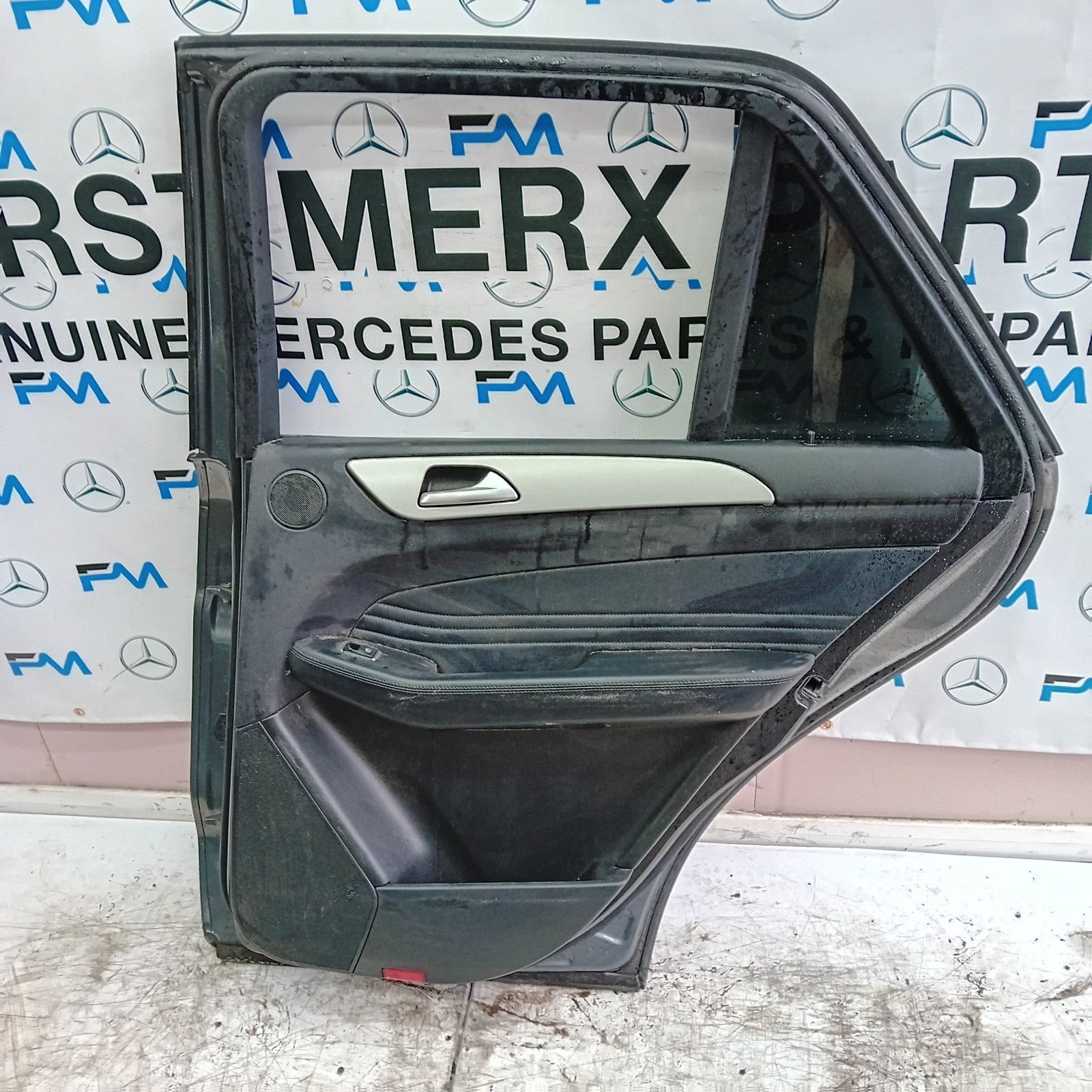 MERCEDES GLE W166 DRIVER REAR DOOR OSR GREY 2015-19 COMPLETE FMD253