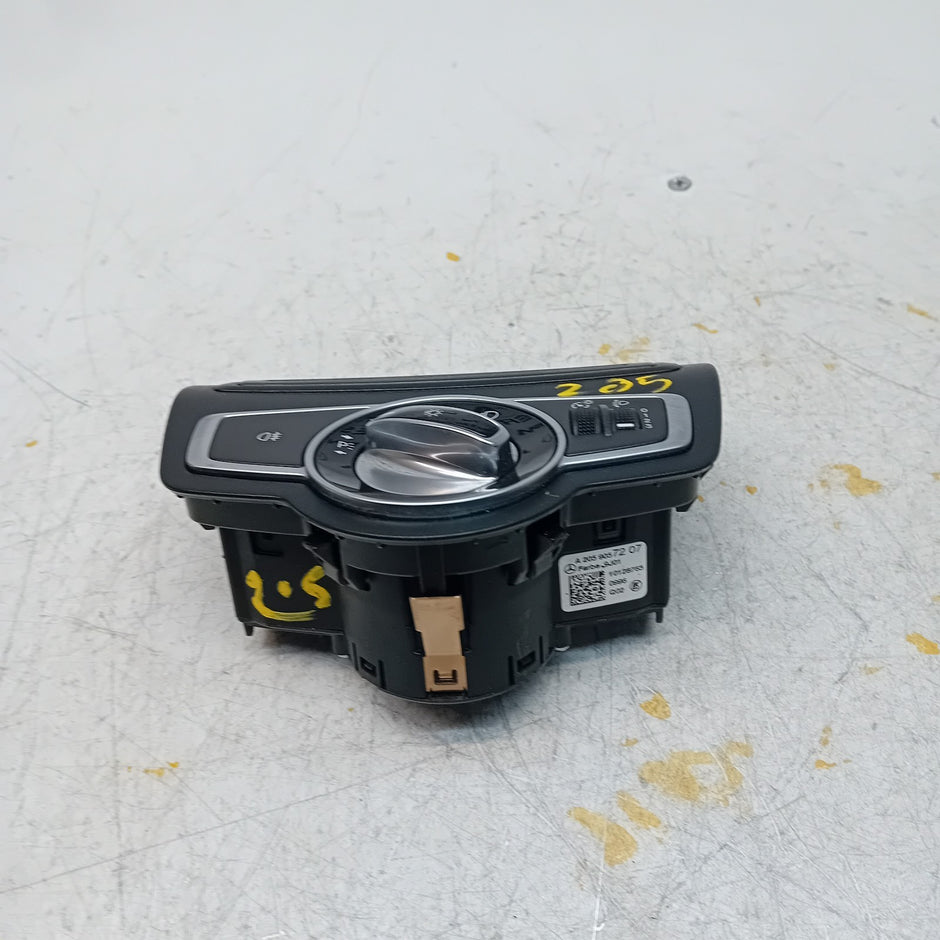 MERCEDES C-CLASS W205 HEADLIGHT CONTROL SWITCH 2014 A2059057207 FM001193