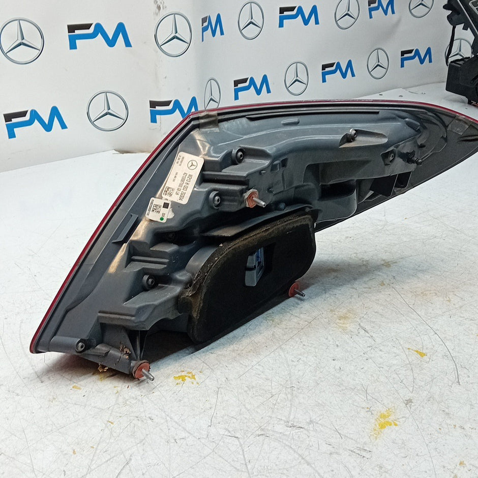 MERCEDES E-CLASS W213 PASSENGER LEFT NS REAR TAIL LIGHT A2139067900 FMT249