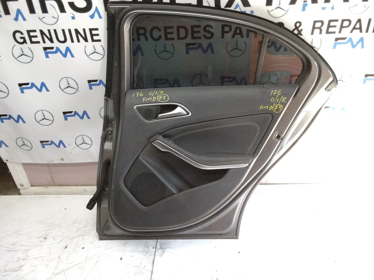 MERCEDES BENZ A-CLASS W176 DRIVER SIDE REAR DOOR O/S/R COMPLETE GREY FMD75