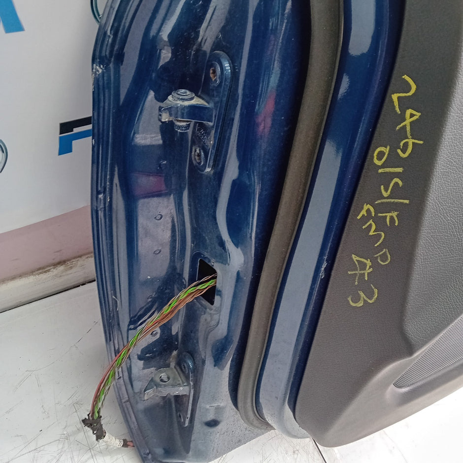 MERCEDES BENZ B-CLASS W246 DRIVER SIDE FRONT DOOR O/S/F COMPLETE BLUE FMD43