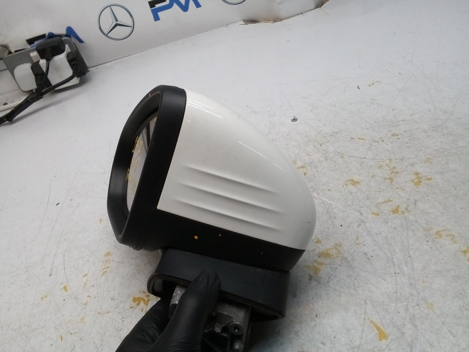 MERCEDES A-CLASS  W177 PASSENGER SIDE WING MIRROR A1778104303 WHITE FMM31
