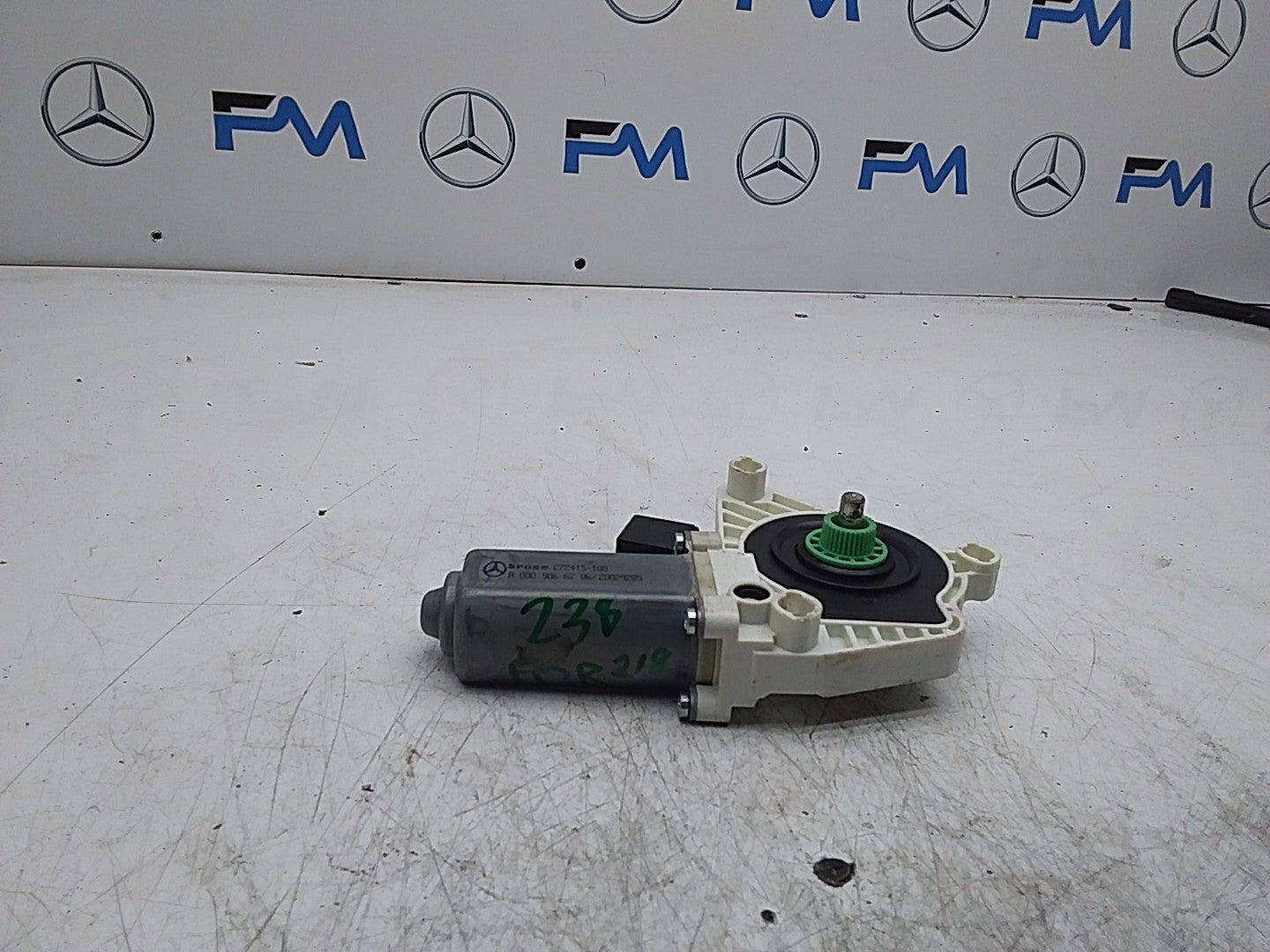 MERCEDES E-CLASS C238 COUPE WINDOW REGULATOR MOTOR RIGHT OSF A0009066206 FMR218