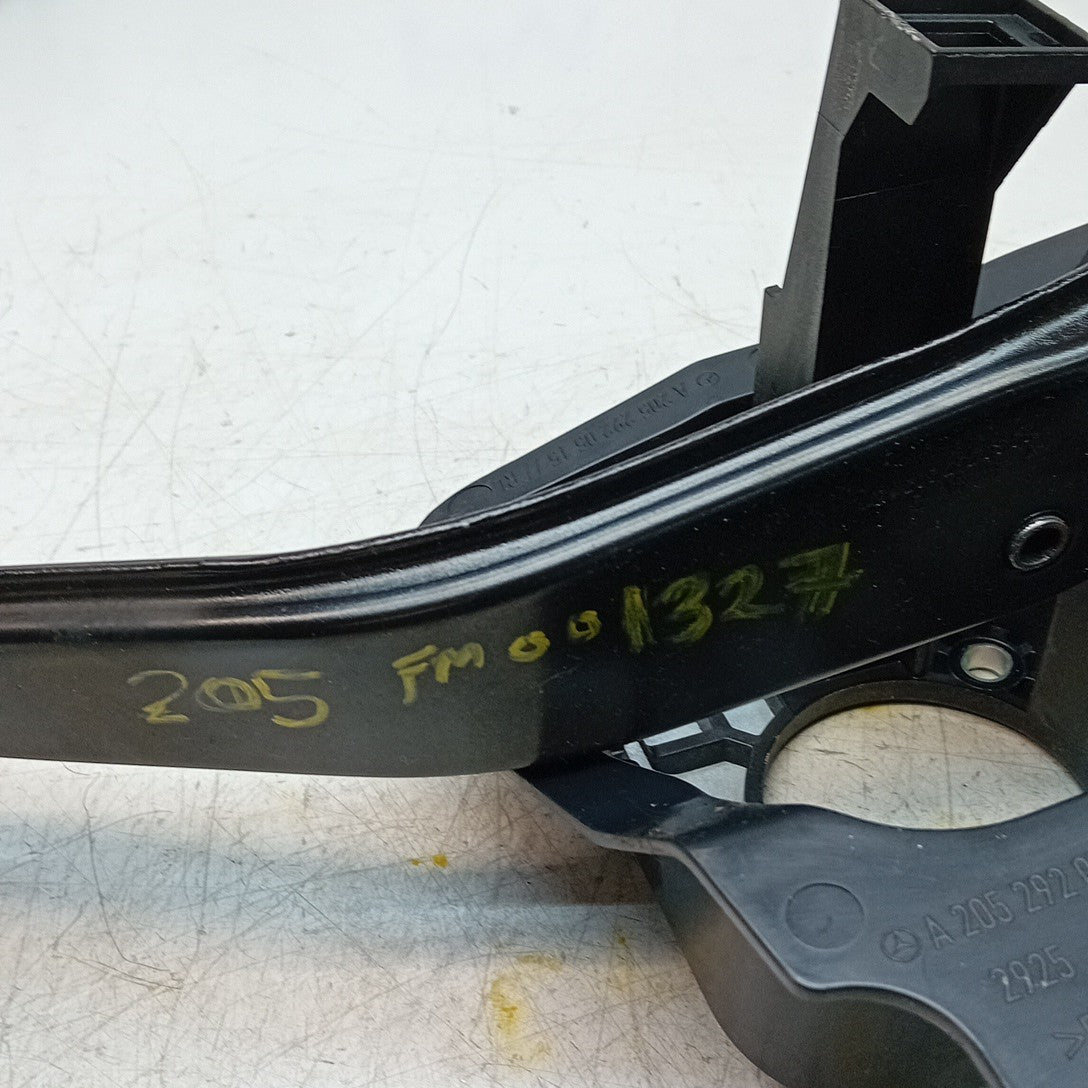 MERCEDES BENZ C-CLASS W205 BRAKE PEDAL A2052920308 2014 ON FM001327