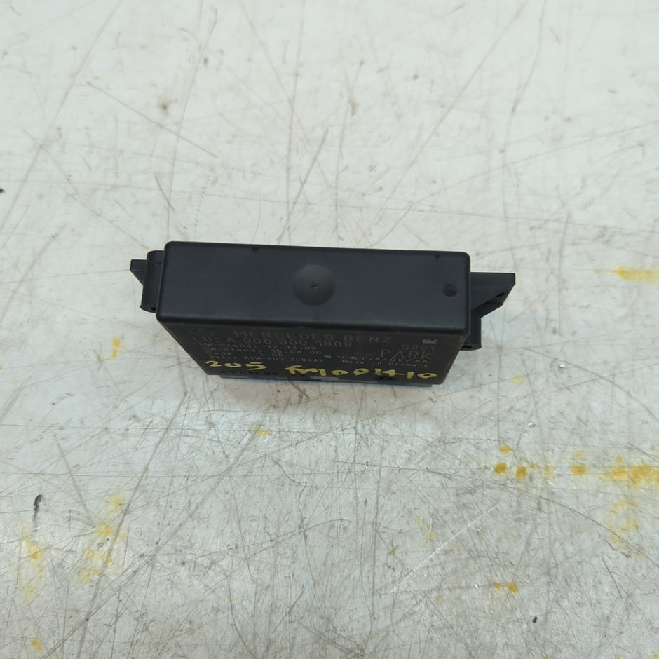 MERCEDES S C-CLASS PARKING SENSOR CONTROL MODULE W205 W222 A0009001808 FM001410
