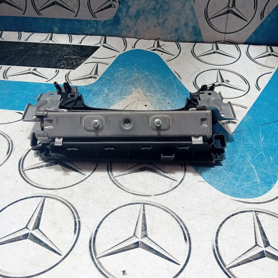 2018 MITSUBISHI OUTLANDER MK3 KNEE AIR SRS BAG RIGHT DRIVER SIDE 7030A-31754