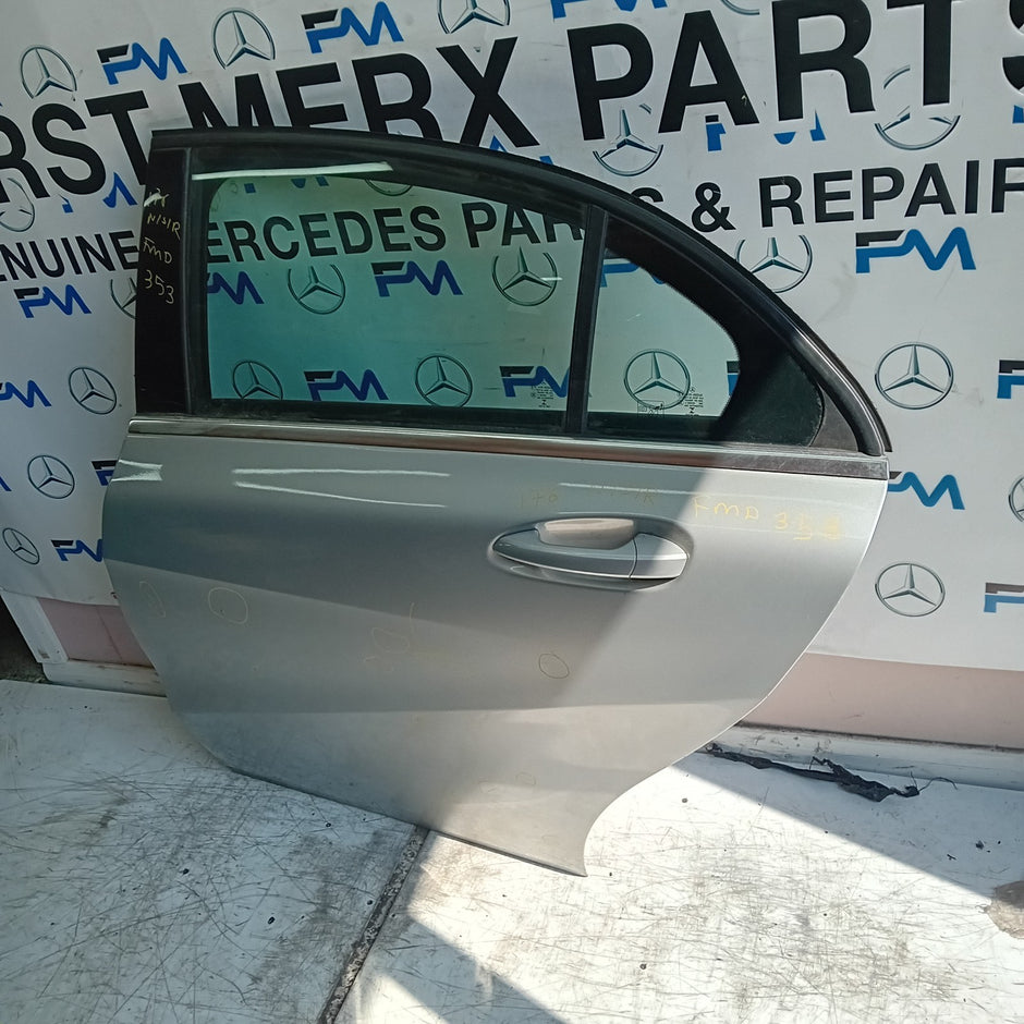MERCEDES A-CLASS W176 PASSENGER REAR DOOR NSR SILVER 2012-18 COMPLETE FMD353