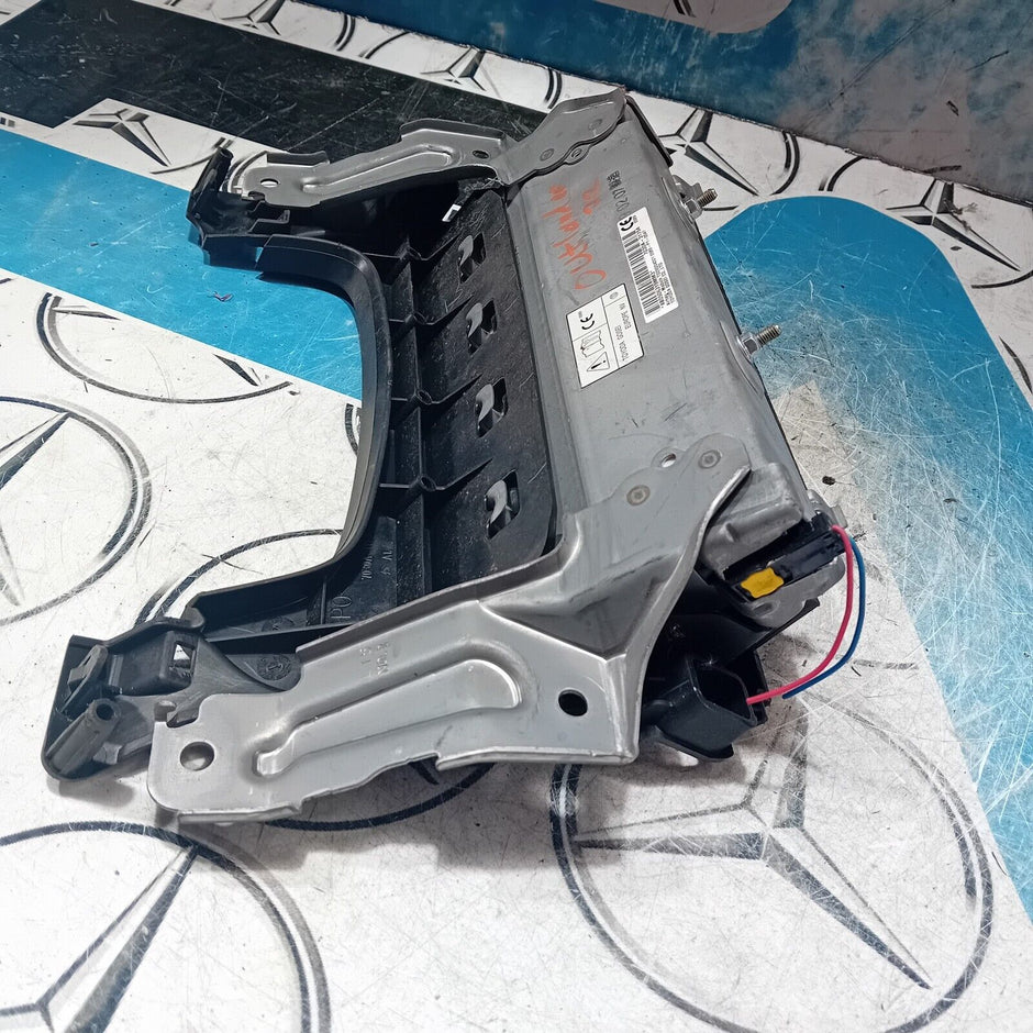 2018 MITSUBISHI OUTLANDER MK3 KNEE AIR SRS BAG RIGHT DRIVER SIDE 7030A-31754