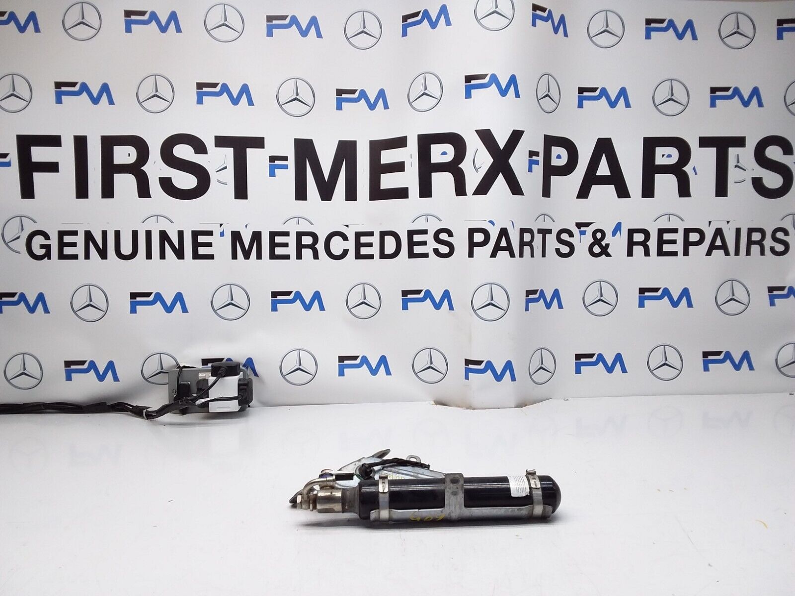 MERCEDES C-CLASS GAS GENERATOR ACCIDENT PROTECTION 2018 A2058604700 FM00317