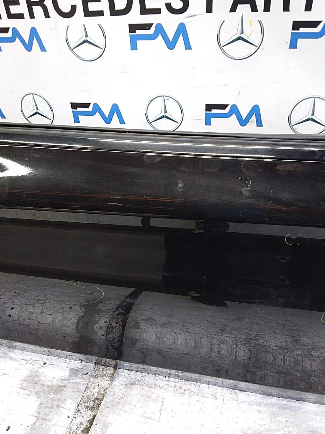 MERCEDES C-CLASS C205  DRIVER FRONT DOOR OSF BLACK 2015 ONWARDS COMPLETE FMD620