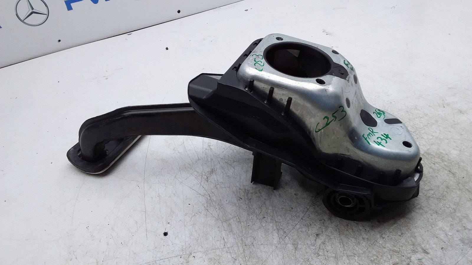 MERCEDES BENZ  C-CLASS W205 AMG BRAKE PEDAL SYSTEM A2052920107 FMR434