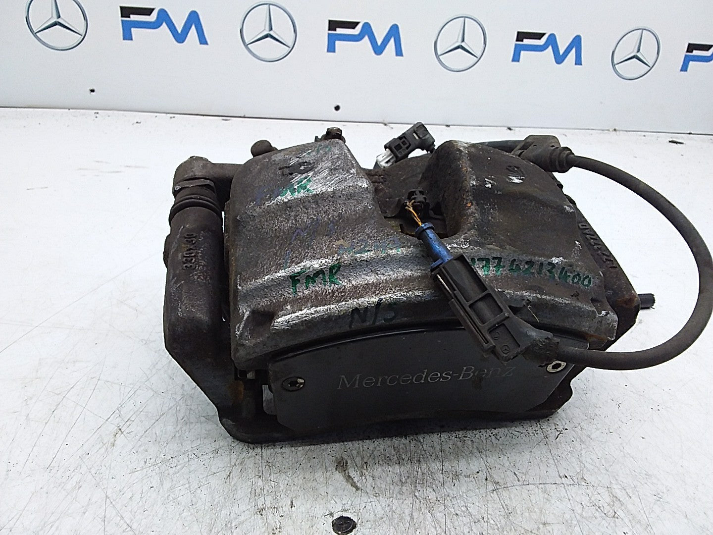 MERCEDES GLA  W247 WHEEL BRAKE CALIPER  LEFT PASSENGER SIDE A1774213400 FMR365