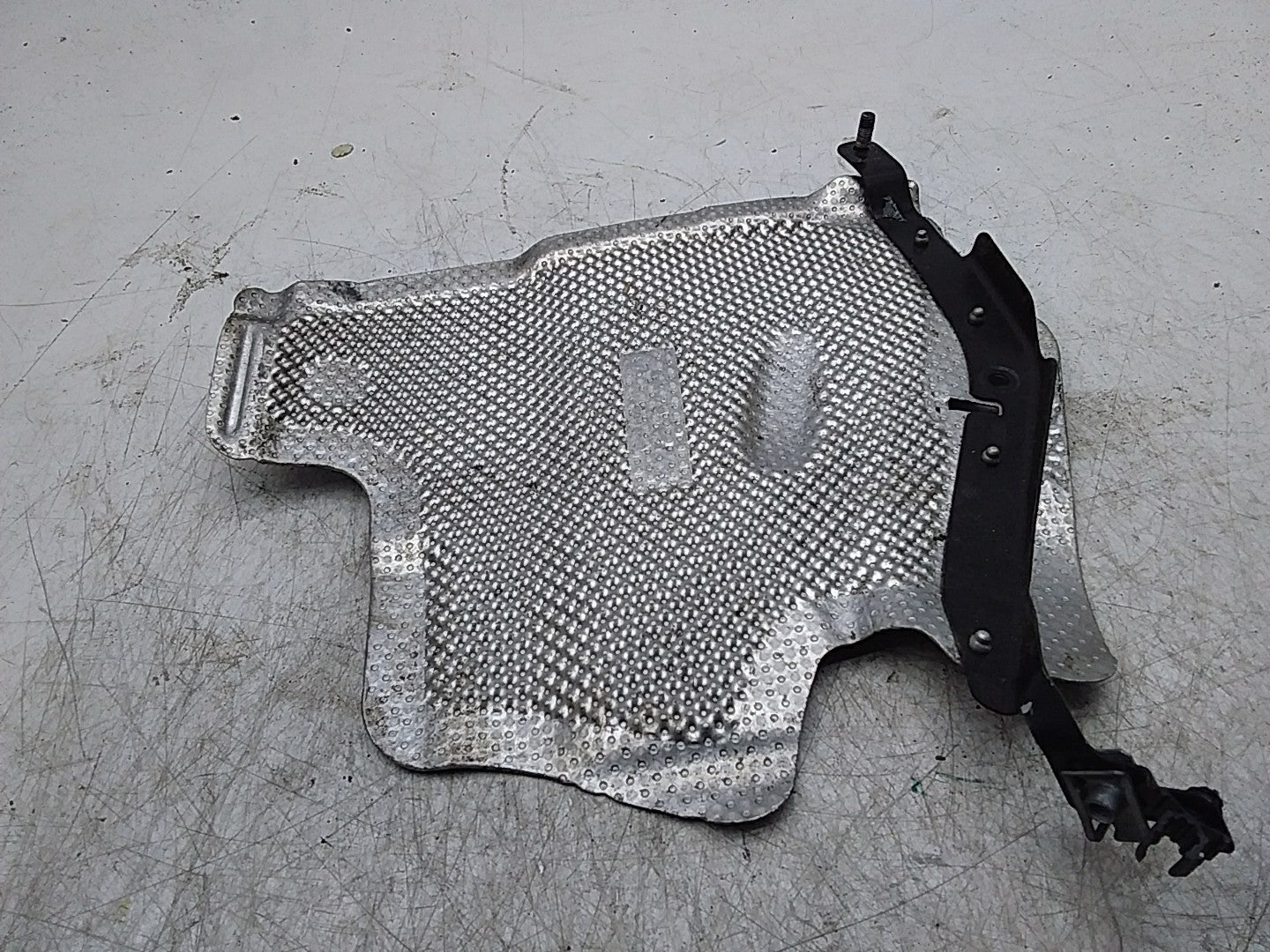 MERCEDES E-CLASS W213 HEAT INSULATION PLATE A2136801305 FMR277