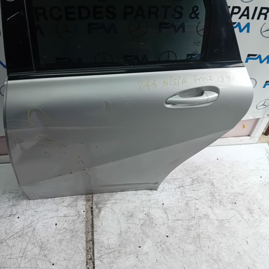 MERCEDES BENZ B-CLASS W246 PASSENGER SIDE REAR DOOR N/S/R SILVER COMPLETE FMD139