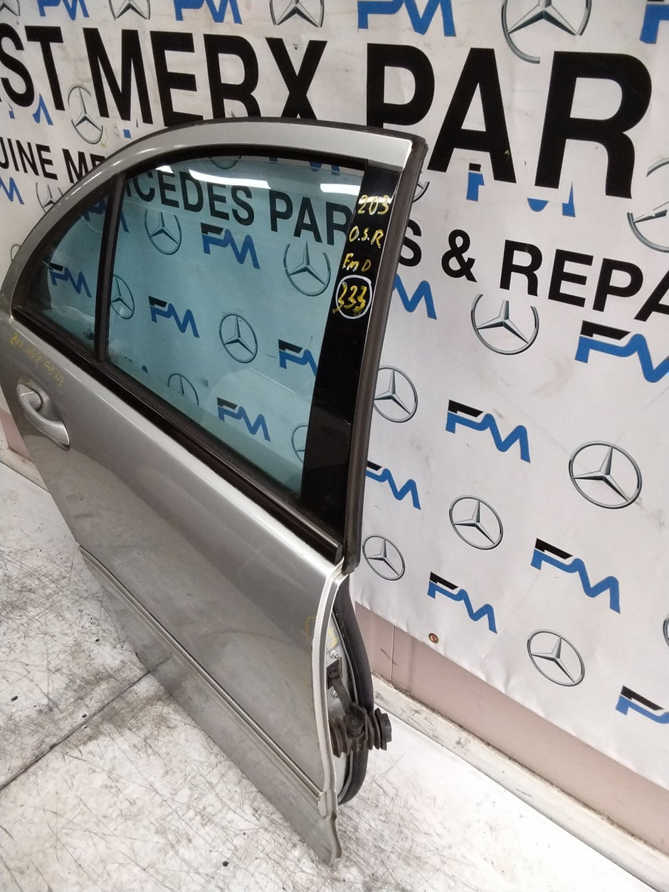 MERCEDES C-CLASS W203 DRIVER REAR DOOR OSR SILVER 2001-2004 COMPLETE FMD333