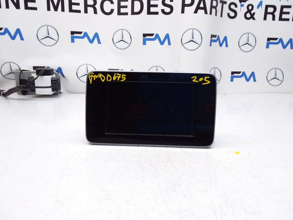 MERCEDES C-CLASS W205 2016 SAT NAV MULTIMEDIA SCREEN A2059004113 FM00675