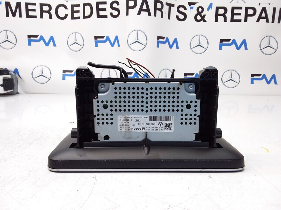 MERCEDES C-CLASS W205 2016 SAT NAV MULTIMEDIA SCREEN A2059004113 FM00686