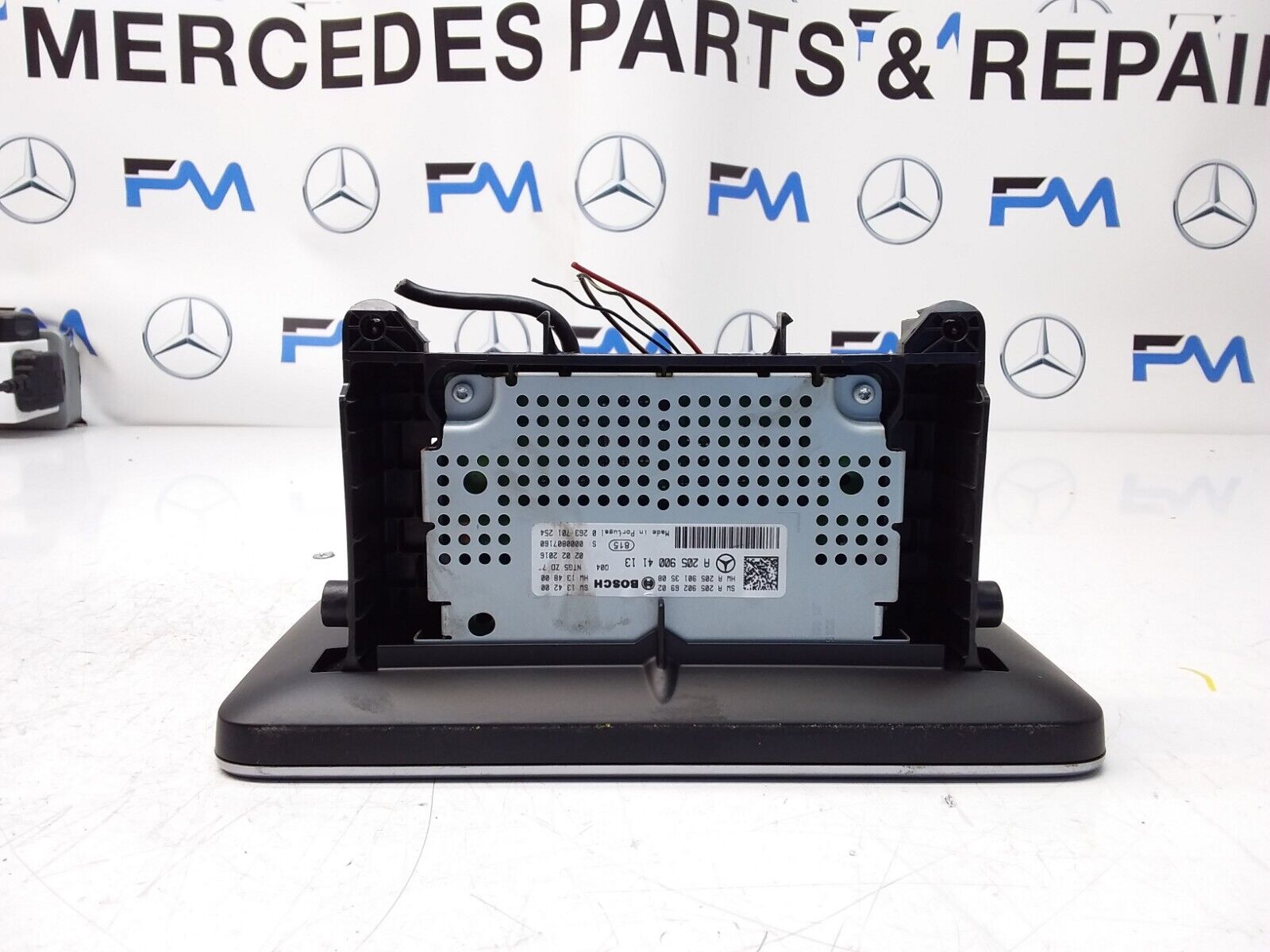 MERCEDES C-CLASS W205 2016 SAT NAV MULTIMEDIA SCREEN A2059004113 FM00686