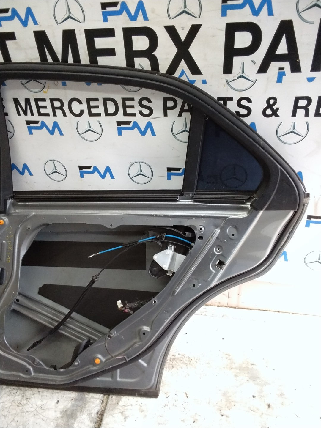 MERCEDES BENZ  E-CLS W212  DRIVER REAR DOOR OSR GREY 2009-16  FMD597
