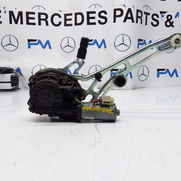 Mercedes C-CLASS W205 TAILGATE LIFT SOFT CLOSE 0390204 124 FM00602